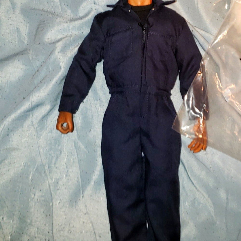 Mens custom Michael Myers figure only. 1/6 12"